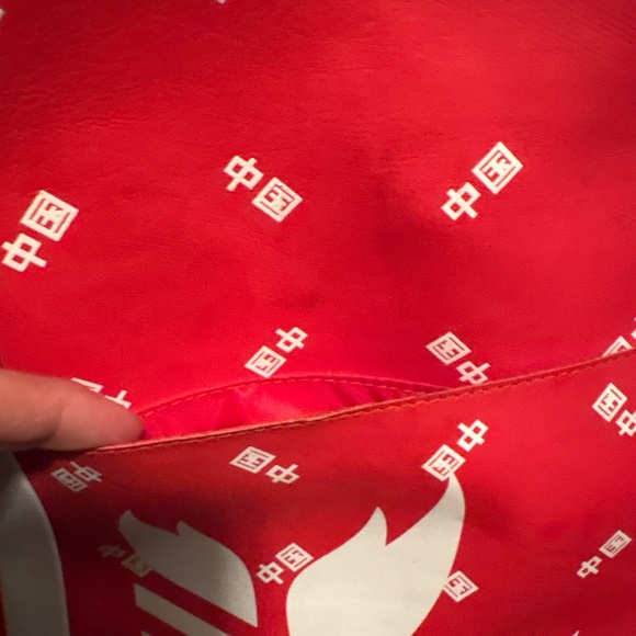 Adidas red bag with zipper & straps inside pocket - Picture 9 of 9